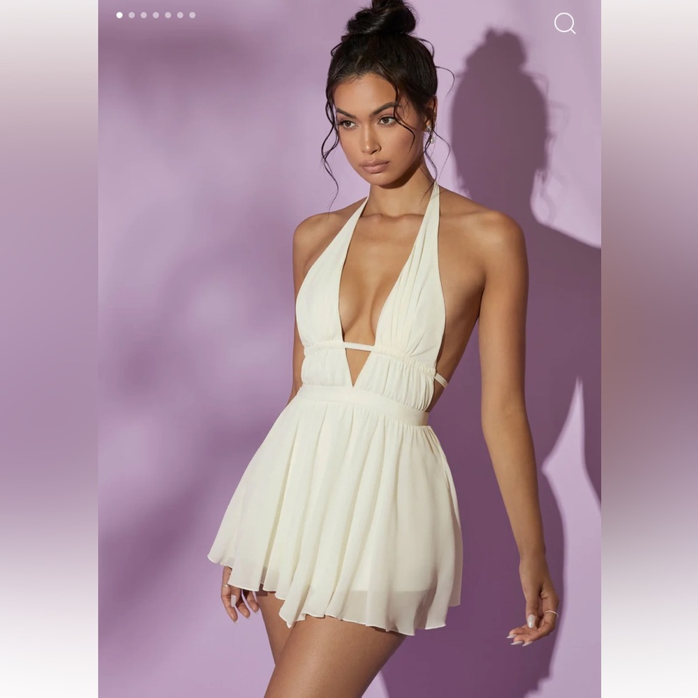 MARGOT Halter Neck Backless Mini Dress in White Sz 6